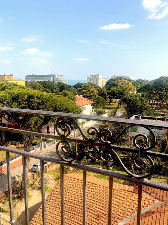 Hotel B&B Des Bains Milano Marittima Exterior photo