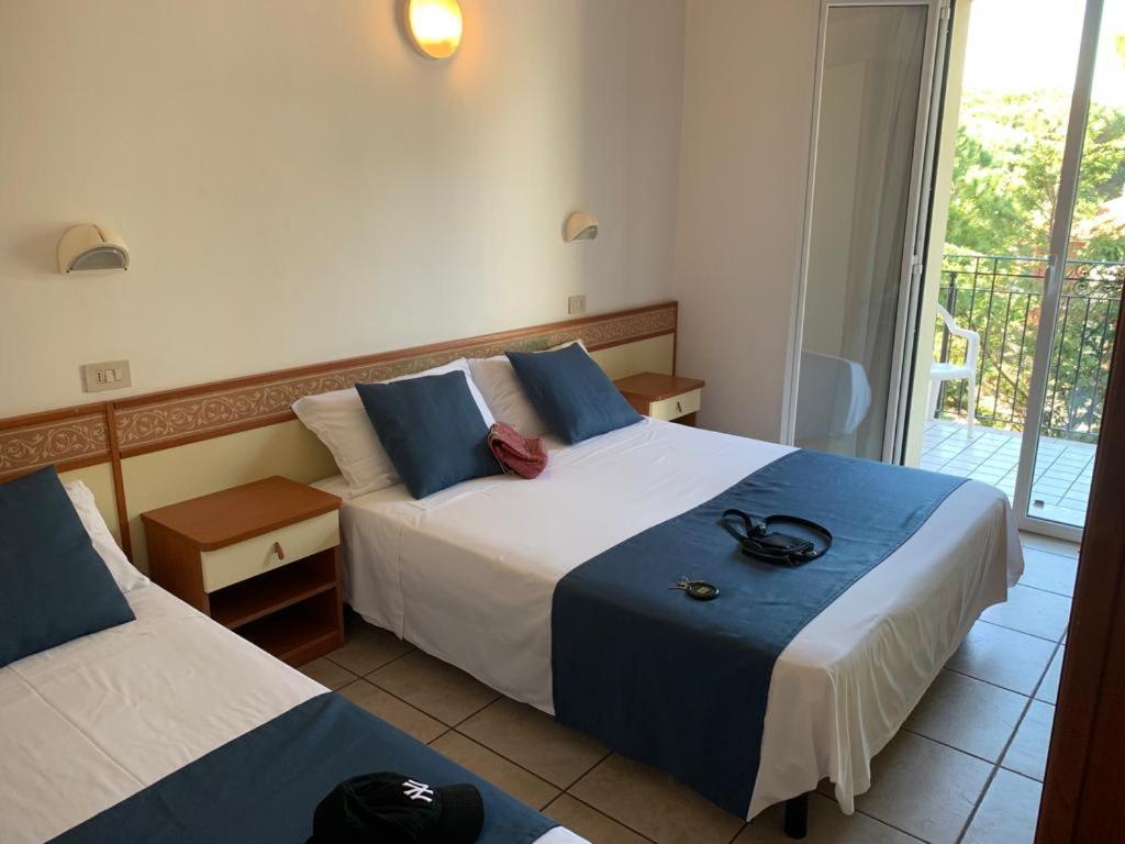 Hotel B&B Des Bains Milano Marittima Exterior photo
